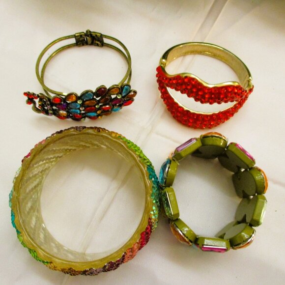 VINTAGE Rhinestone Cuff Bracelet Lot: Lucite, Peacock, Lips - STATEMENT Jewelry - Picture 6 of 14